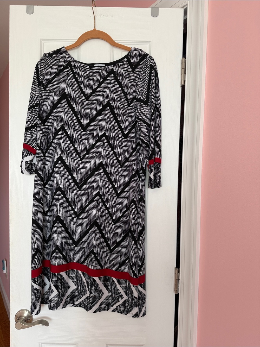 Nicole Miller Black & White Chevron Midi Dress with Red Accents